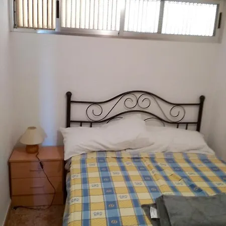 One Bedroom At 300 M Away From The With Shared Pool Furnished Balcony And Wifi * Alicante